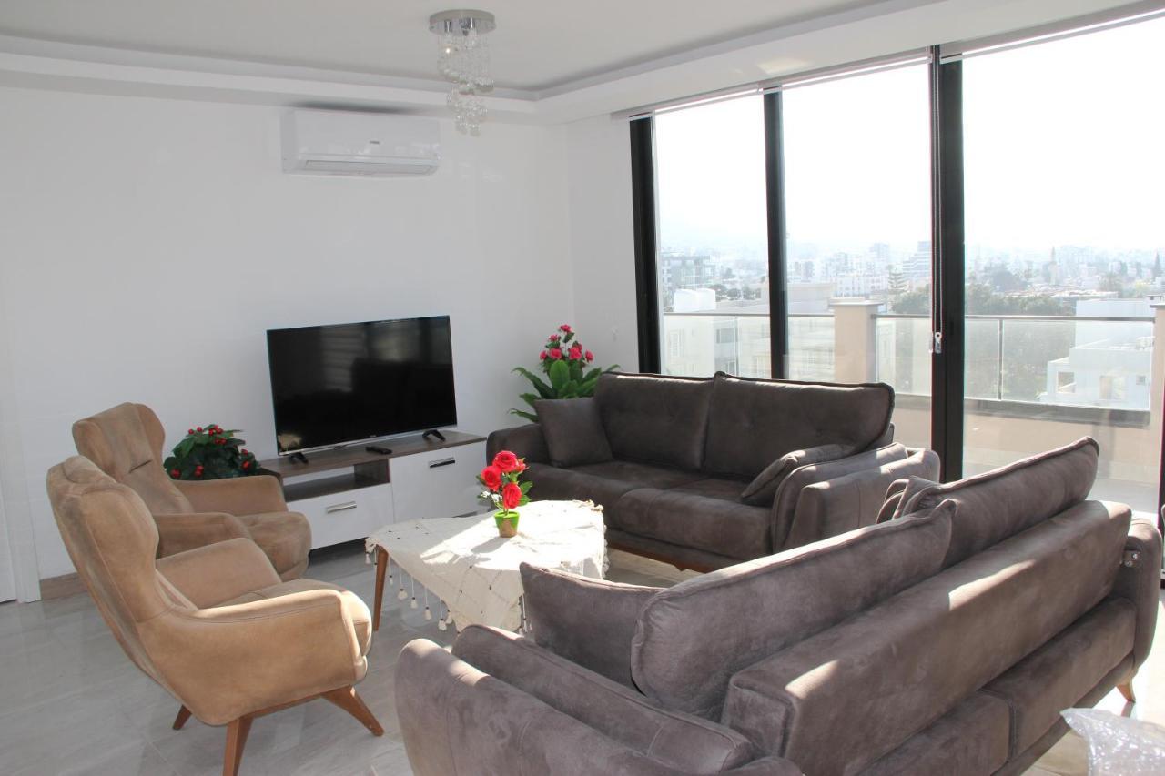 Okman Homes Кирения Экстерьер фото