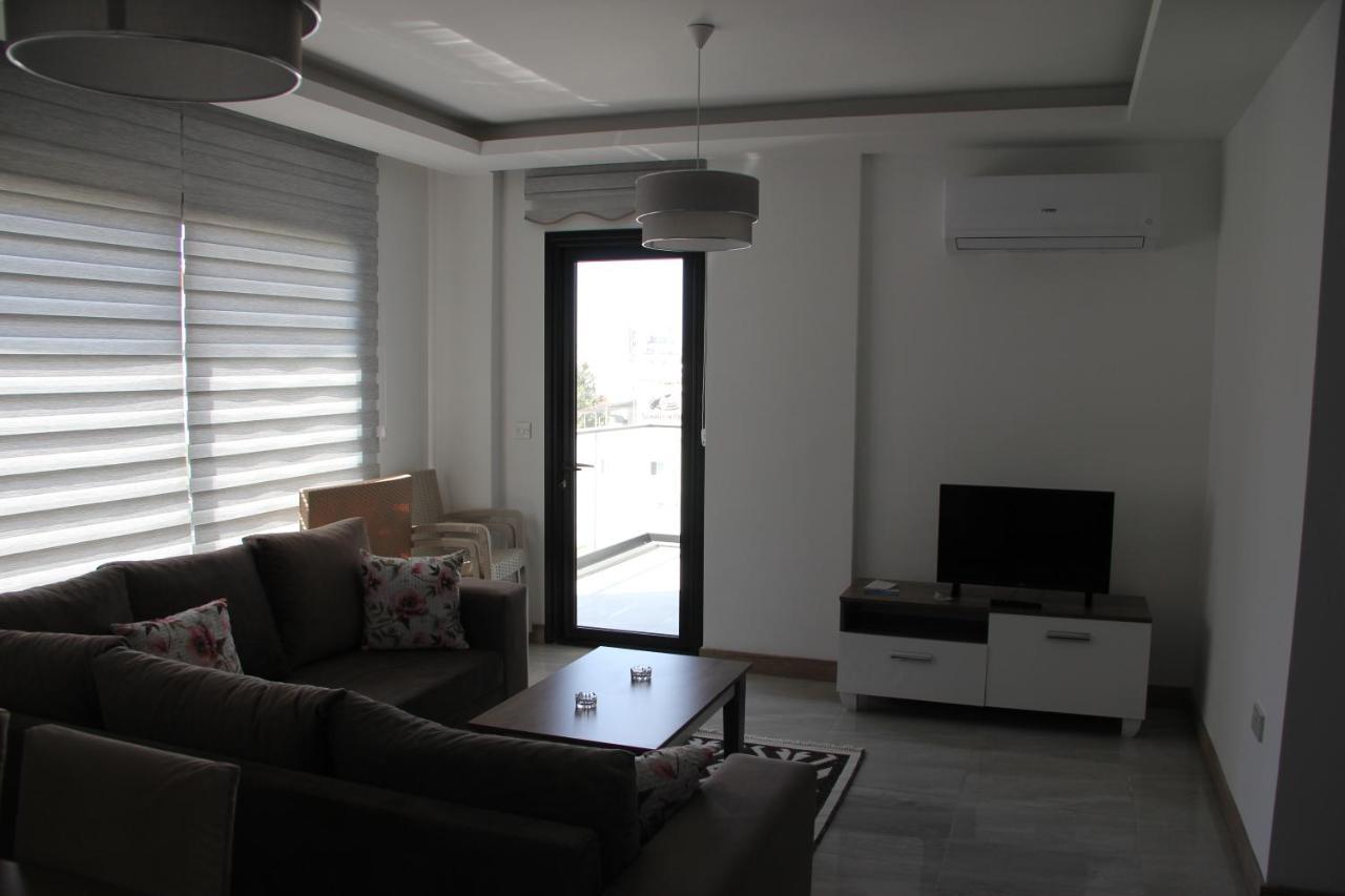 Okman Homes Кирения Экстерьер фото