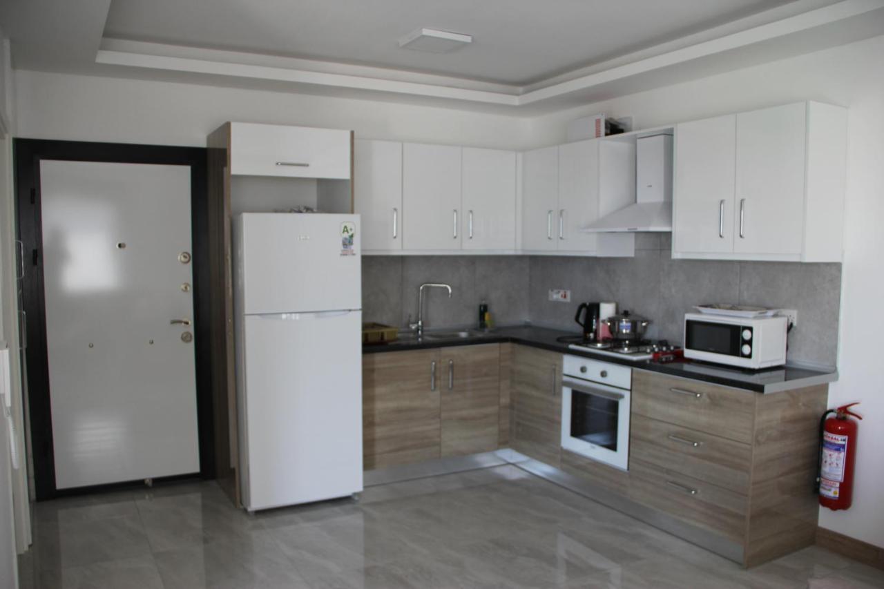 Okman Homes Кирения Экстерьер фото