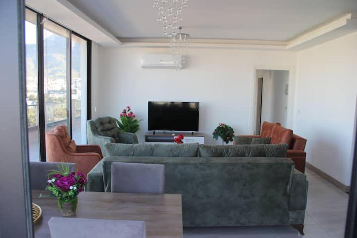 Okman Homes Кирения Экстерьер фото