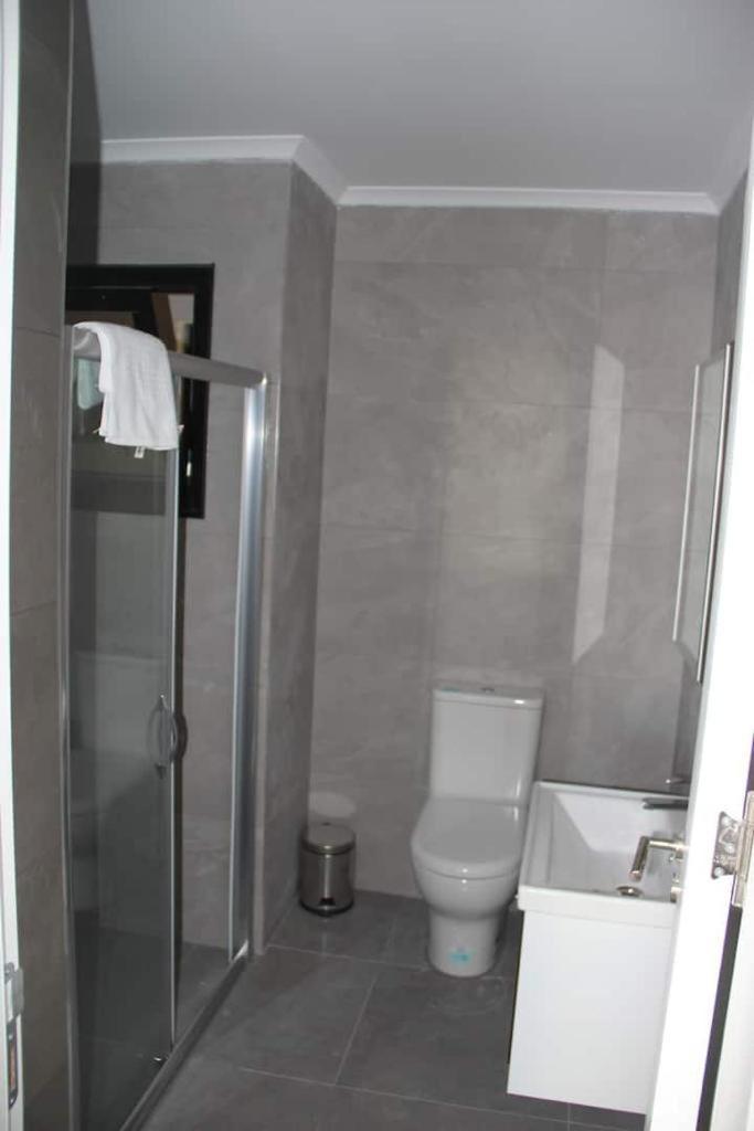 Okman Homes Кирения Экстерьер фото