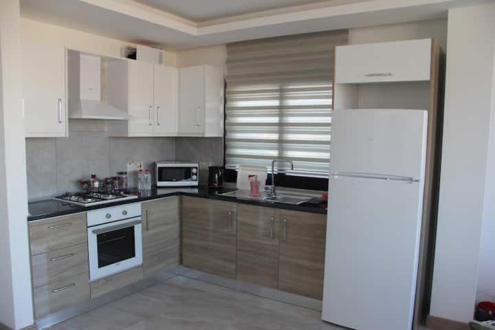 Okman Homes Кирения Экстерьер фото