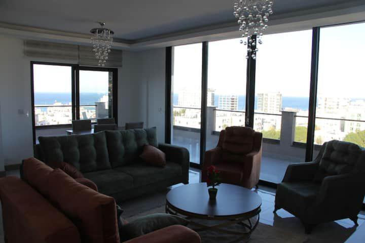 Okman Homes Кирения Экстерьер фото